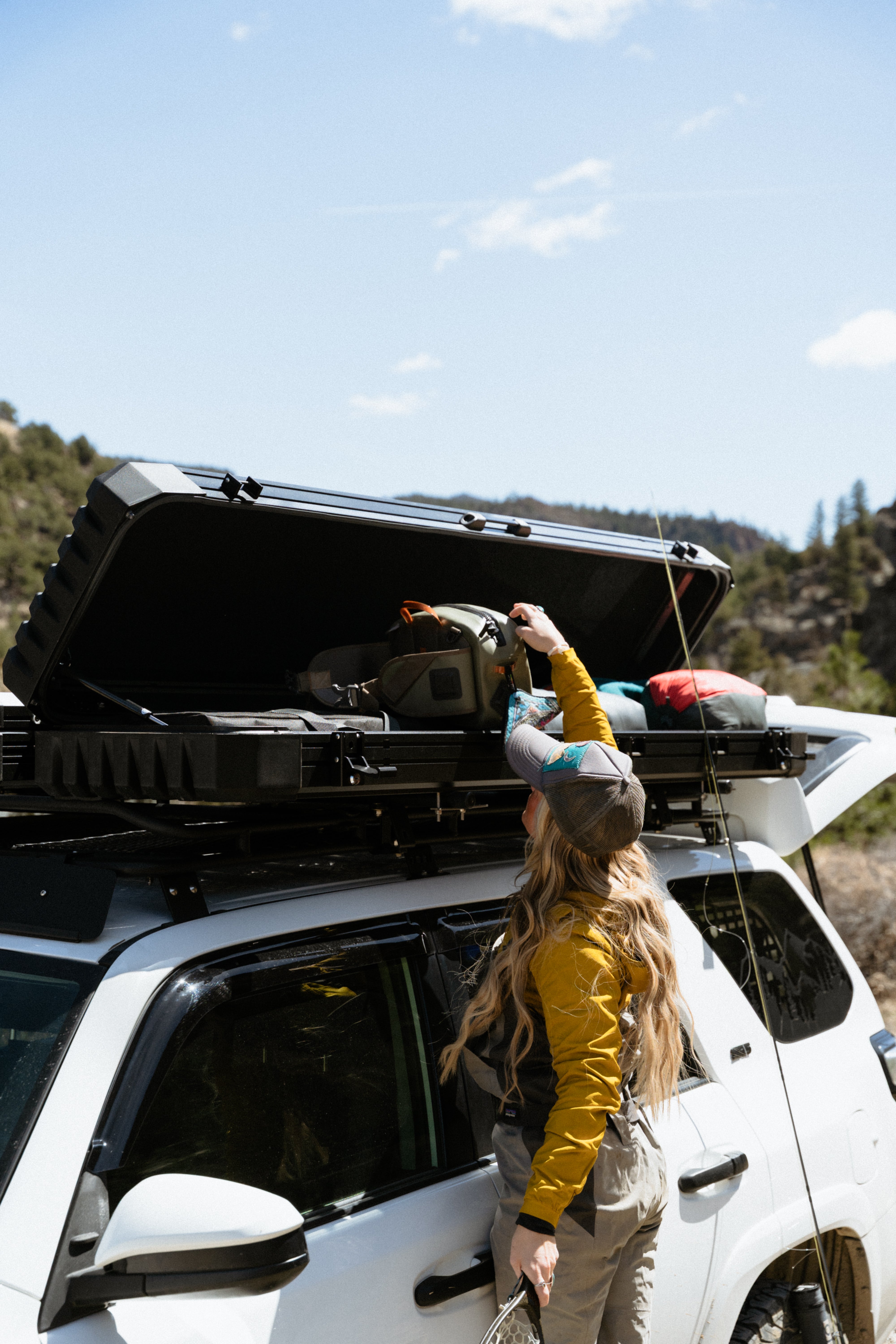 Roof Box Suv Rooftop Storage TX190 Rugged Cargo Case Roof Rack