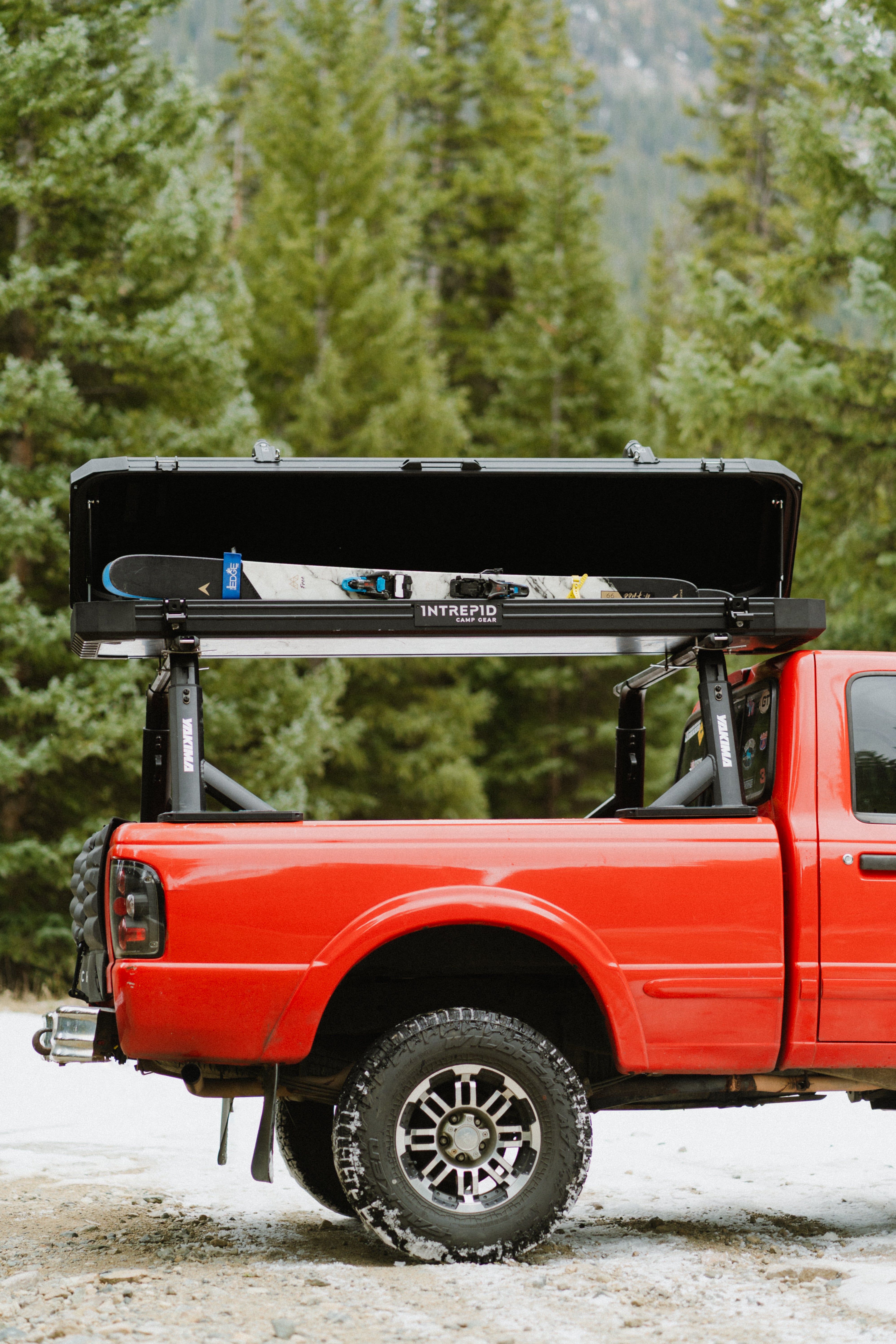 TX190 Rugged Cargo Case - Roof Rack Storage Case - Intrepid