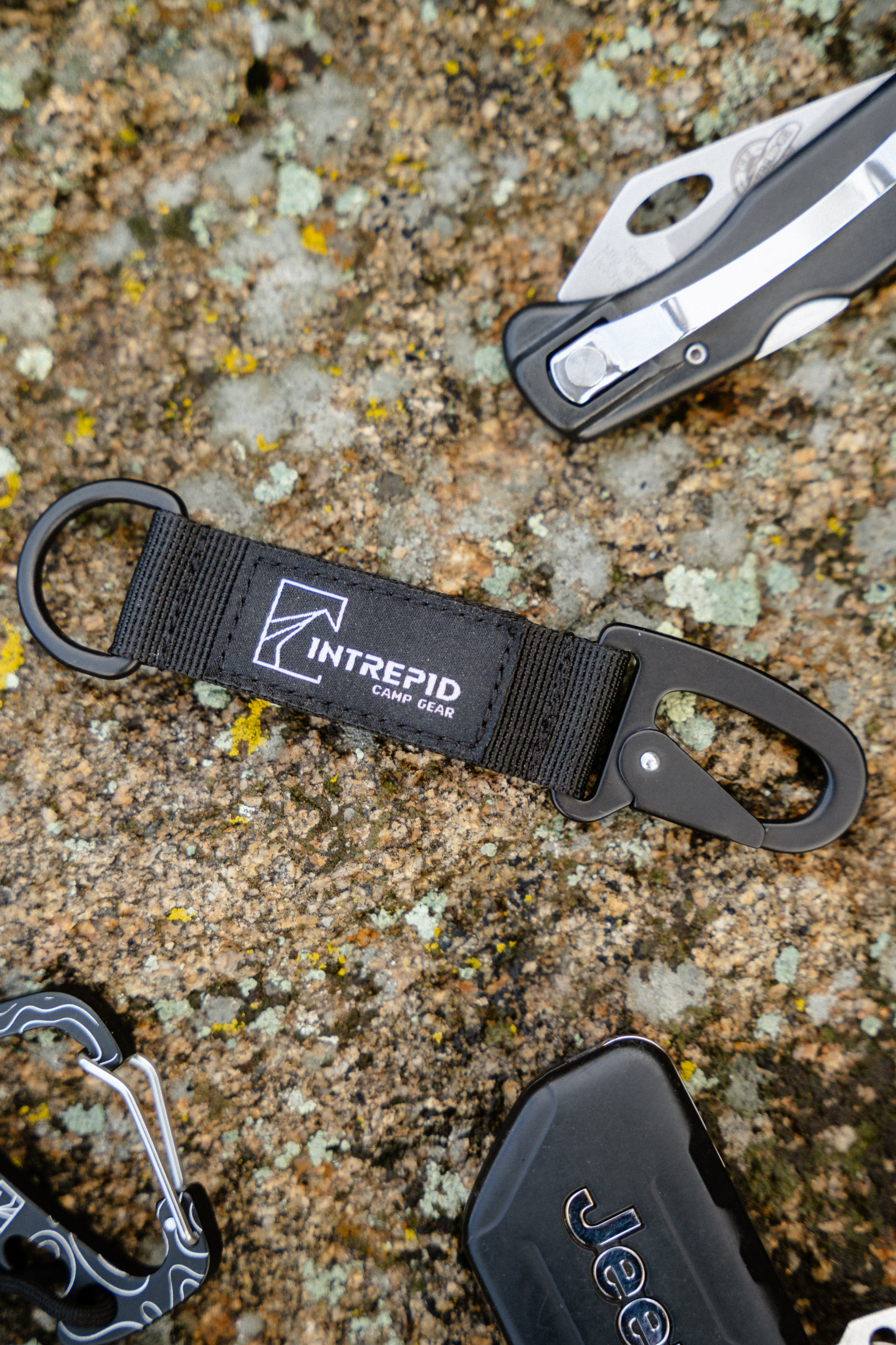 Tactical Key Holder with Aluminum D-Ring and Carabiner – Intrepid